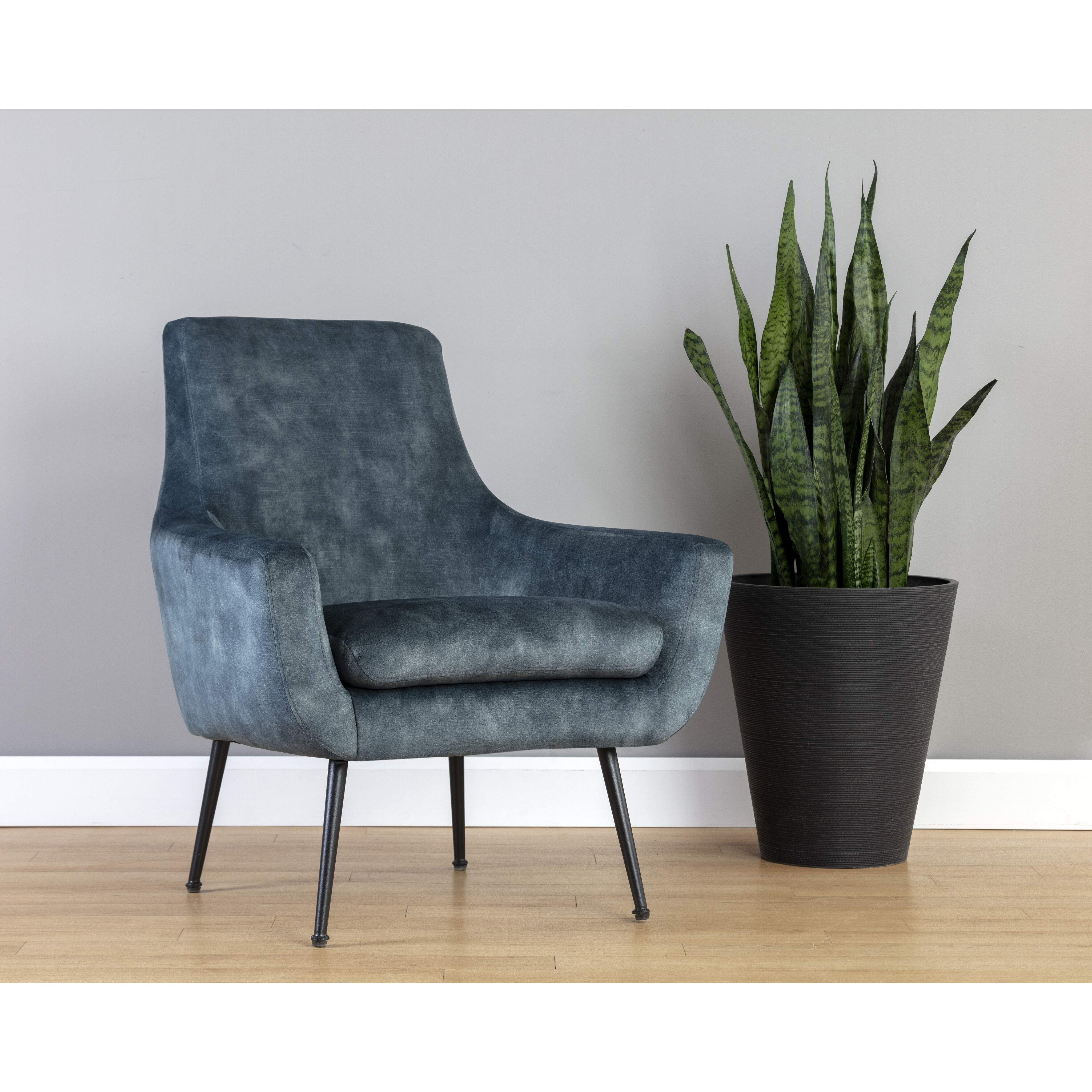 Aletta Nono Petrol Lounge Chair
